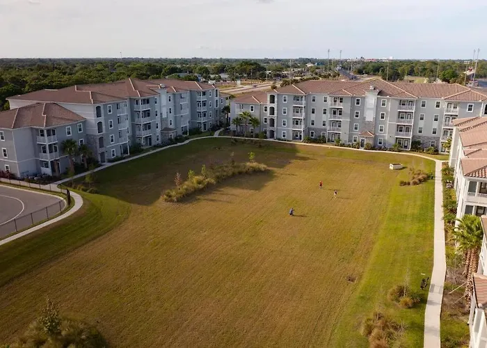 Elegant 3Br/2Ba Condo Near Beaches & Attractions