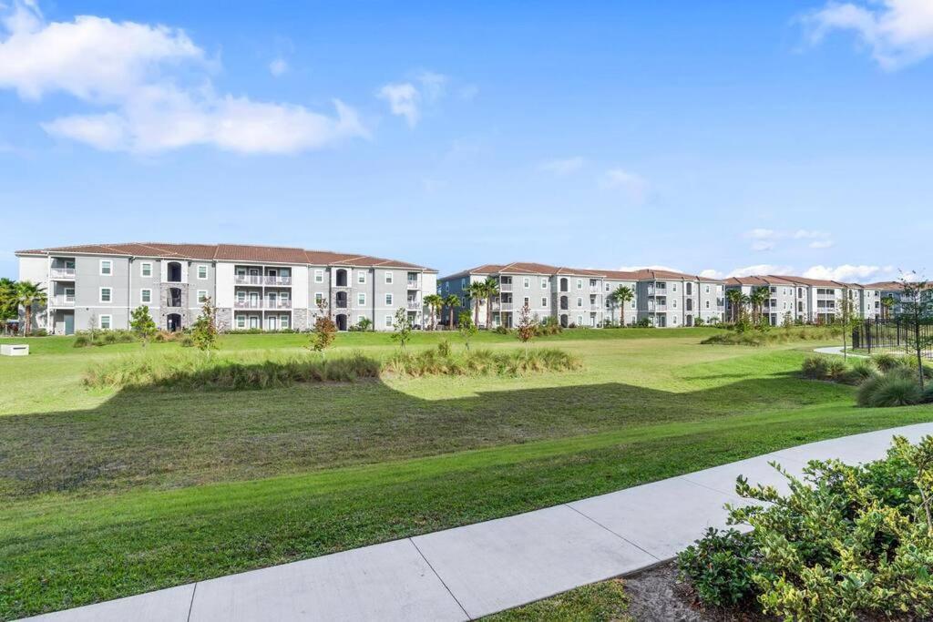 Elegant 3br/2ba Near Beaches & Attractions * Melbourne
