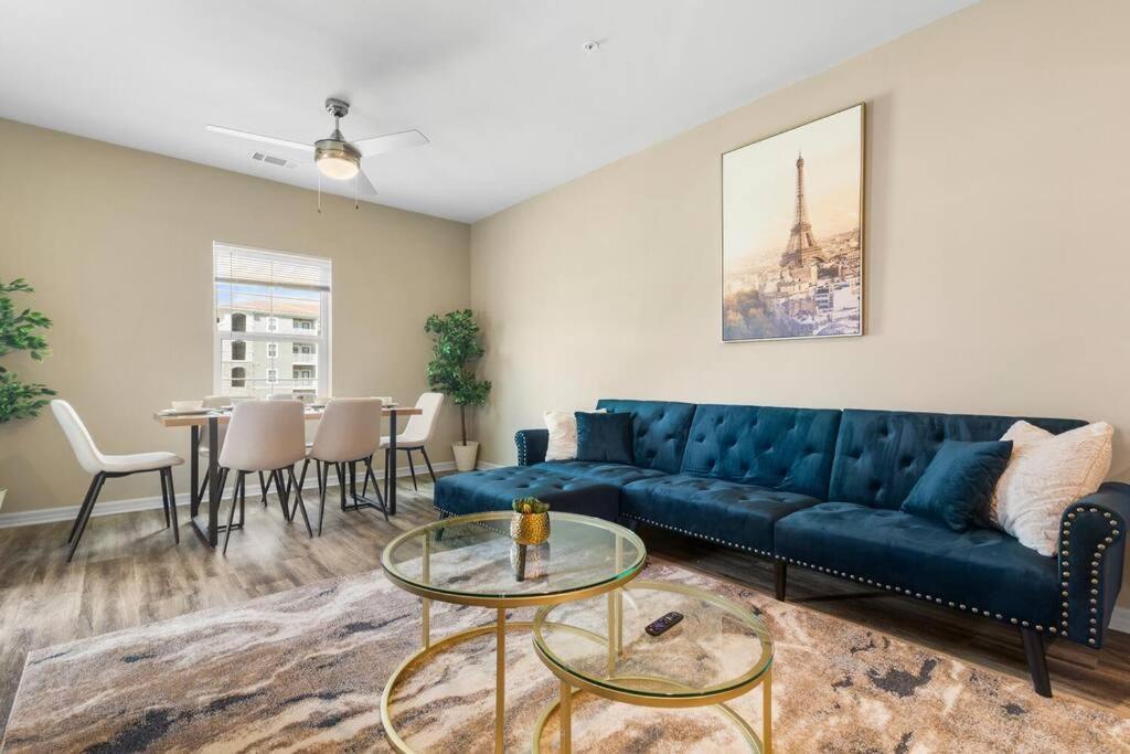 Elegant 3br/2ba Near Beaches & Attractions *