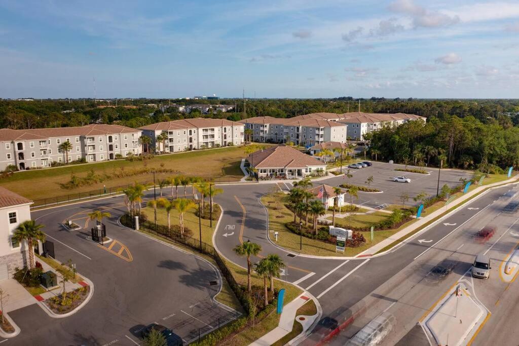 Elegant 3br/2ba Near Beaches & Attractions
