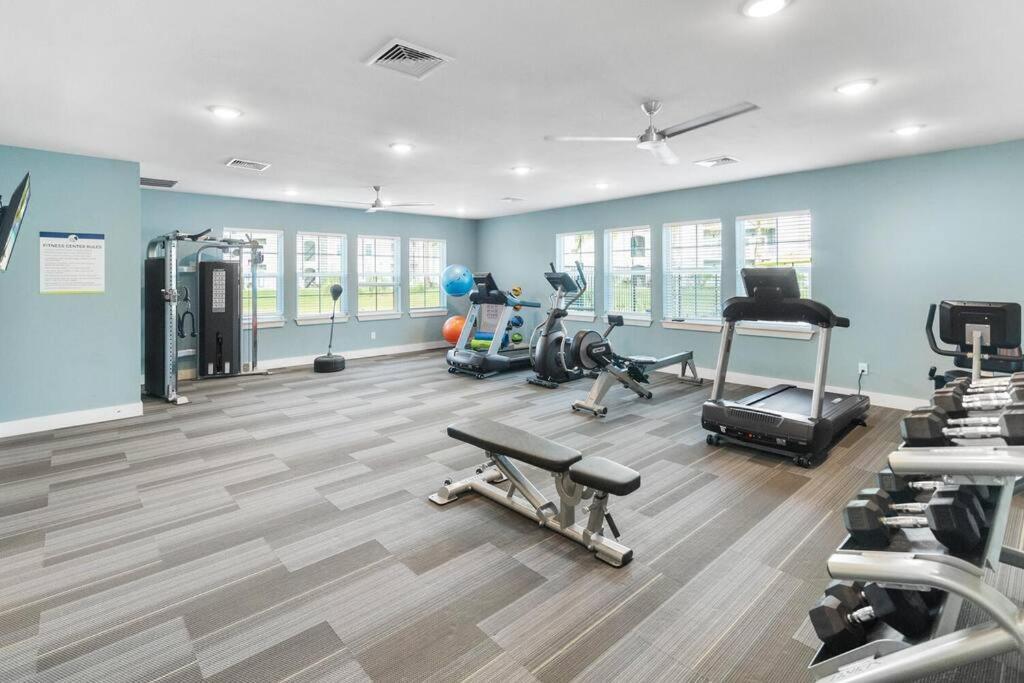 Elegant 3br/2ba Near Beaches & Attractions Melbourne
